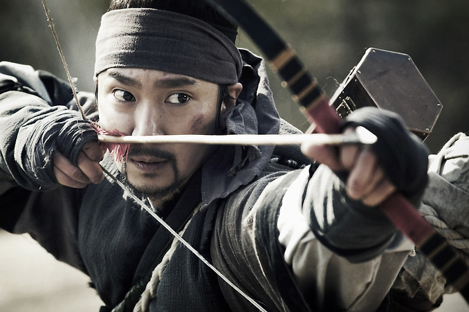 [2011] Arrow, the Ultimate Weapon/최종병기 활 (活) - Park Hae Il, Moon Chae Won, Ryu Seung Ryong (Vietsub HDTV completed) 125B7E394E08C8CD0E82ED
