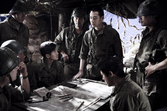[2011] The Front Line/고지전 - Go Soo, Shin Ha Kyun, Lee Je Hoon, Ryu Seung Ryong (Vietsub Completed) 142ED74A4E324CFA0F555F