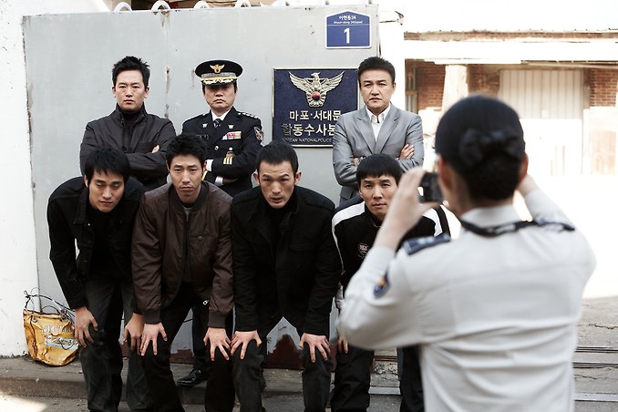 [2011] Officer Of The Year/체포왕 - Lee Sun Gyun, Park Joong Hoon (Vietsub SD+HD Completed) 164D4B3B4D9135C92B064B